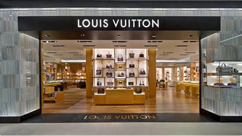 louie vuitton near me|nearest louis vuitton outlet store.